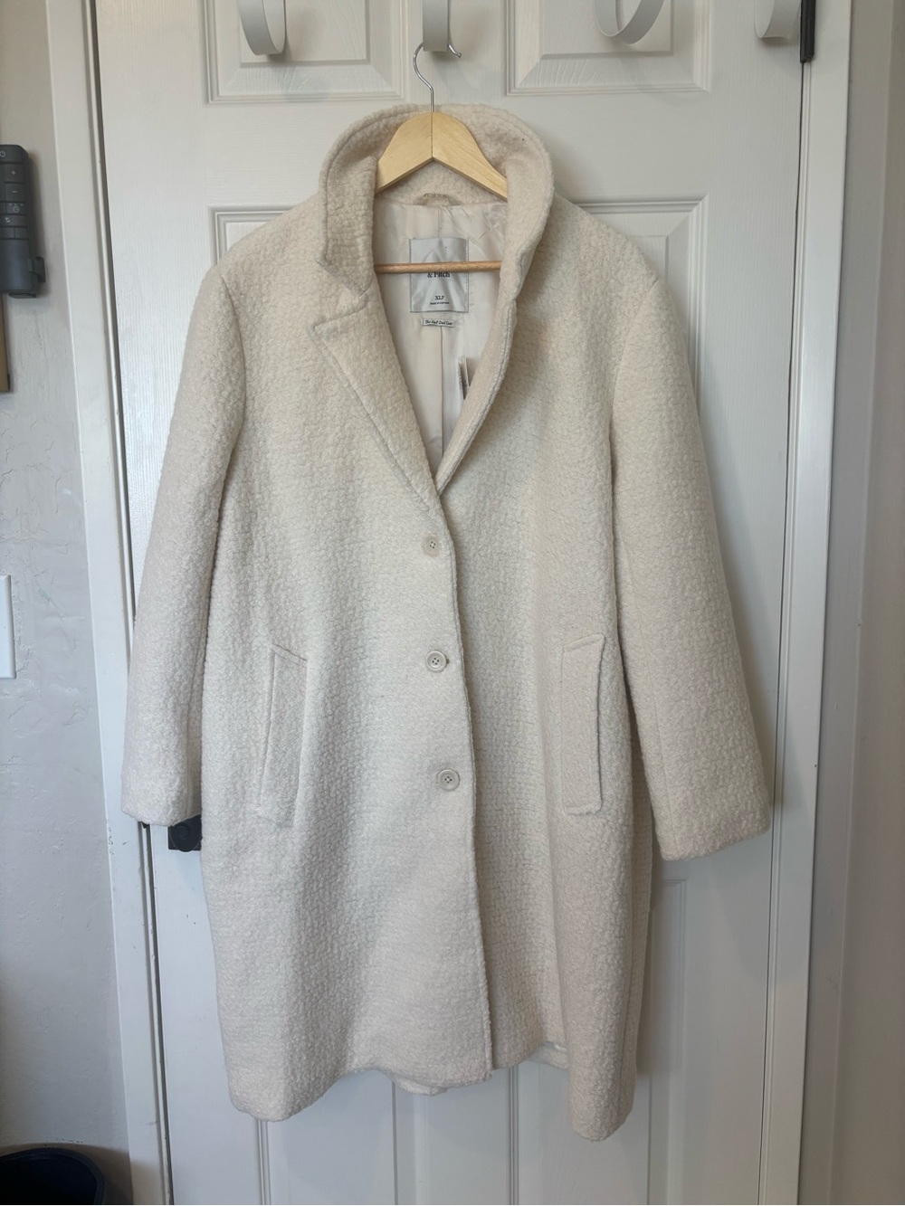 Abercrombie & Fitch Cream Bouclé Single-Breasted Trench Coat